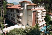 KYRTON HOTEL*** / FORTE DEI MARMI